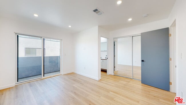 Building Photo - 2331 Hauser Blvd