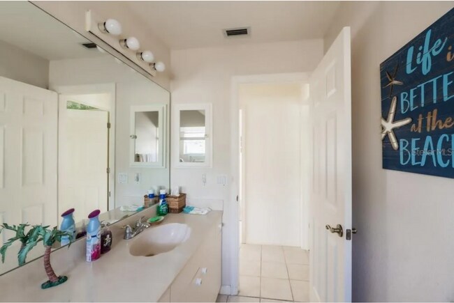 Building Photo - $5,495/month -- Beautifully Furnished Pool Home Seasonal Rental ** Lakefront Views ** Just minute...