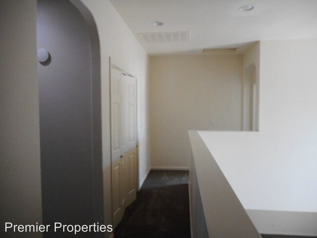 Building Photo - 4 br, 3 bath House - 4693 W Naomi Way