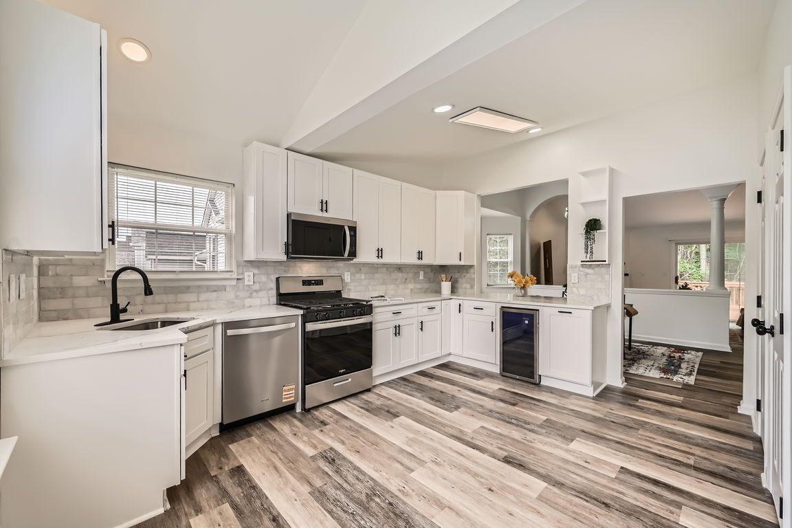 Building Photo - 308 Tidewater Dr