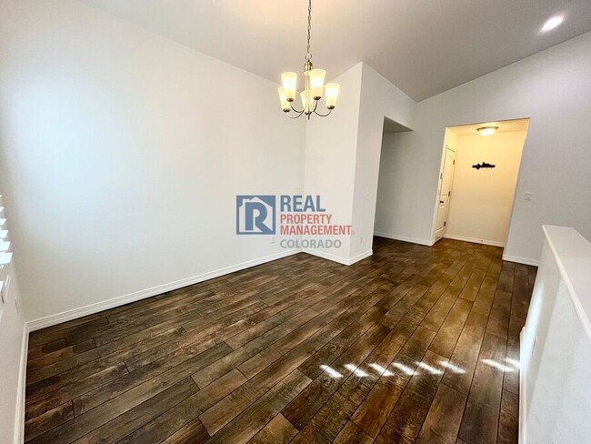 Building Photo - 10831 Fossil Dust Dr