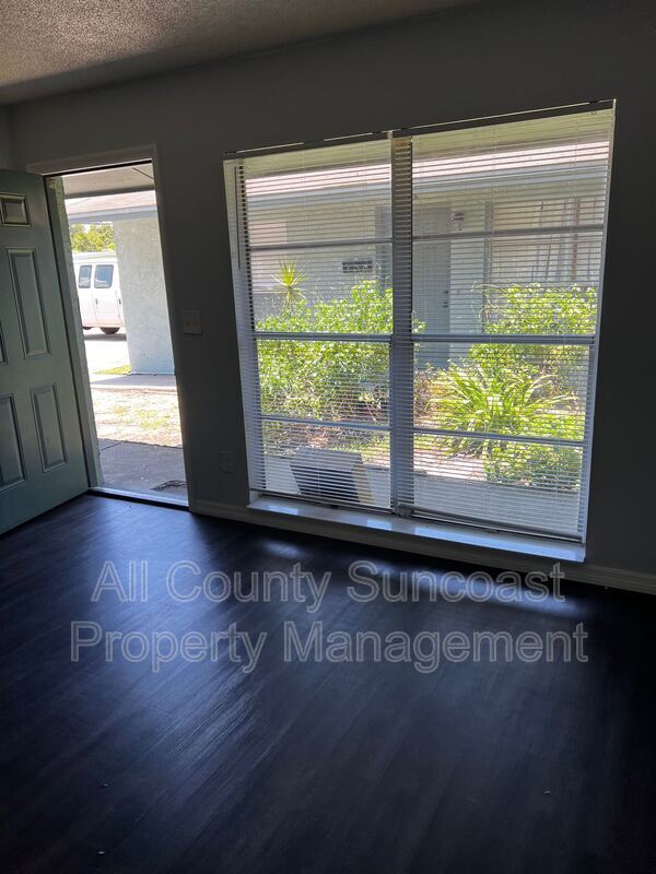 Building Photo - 6277-A 72nd Ave N