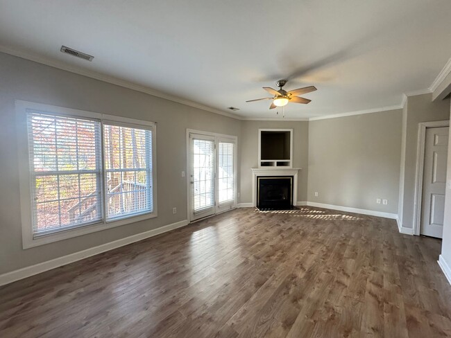 Building Photo - 2 Bed | 2.5 Bath Raleigh Townhome near NCSU