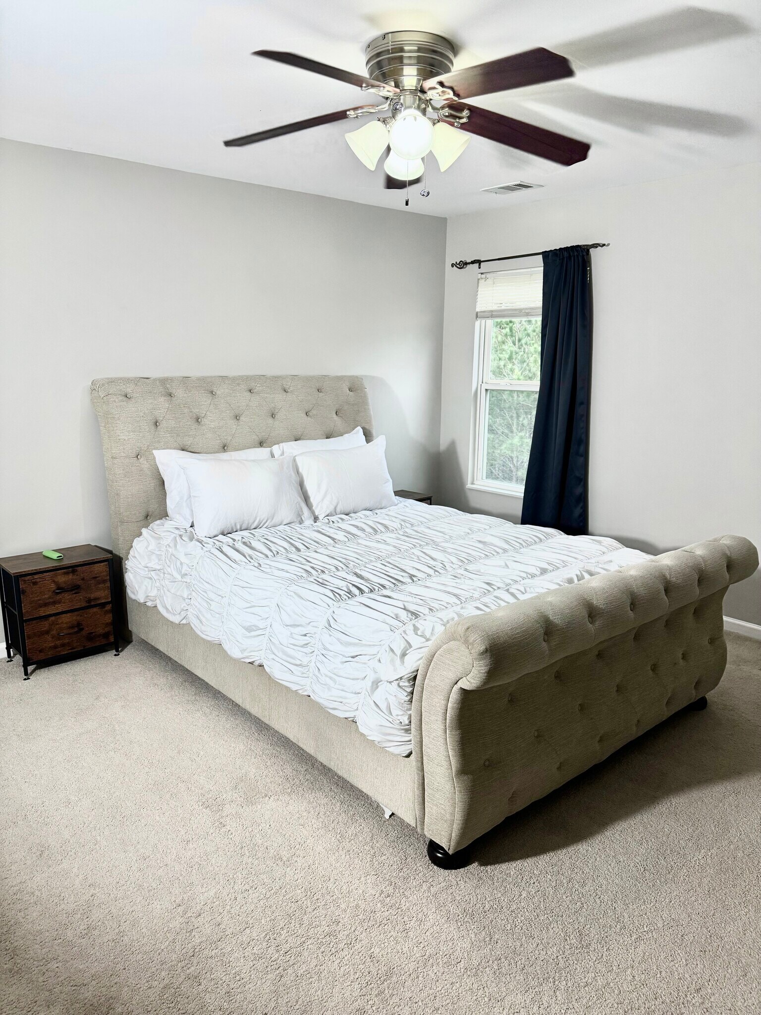 Building Photo - 410 Broadmoore Sq