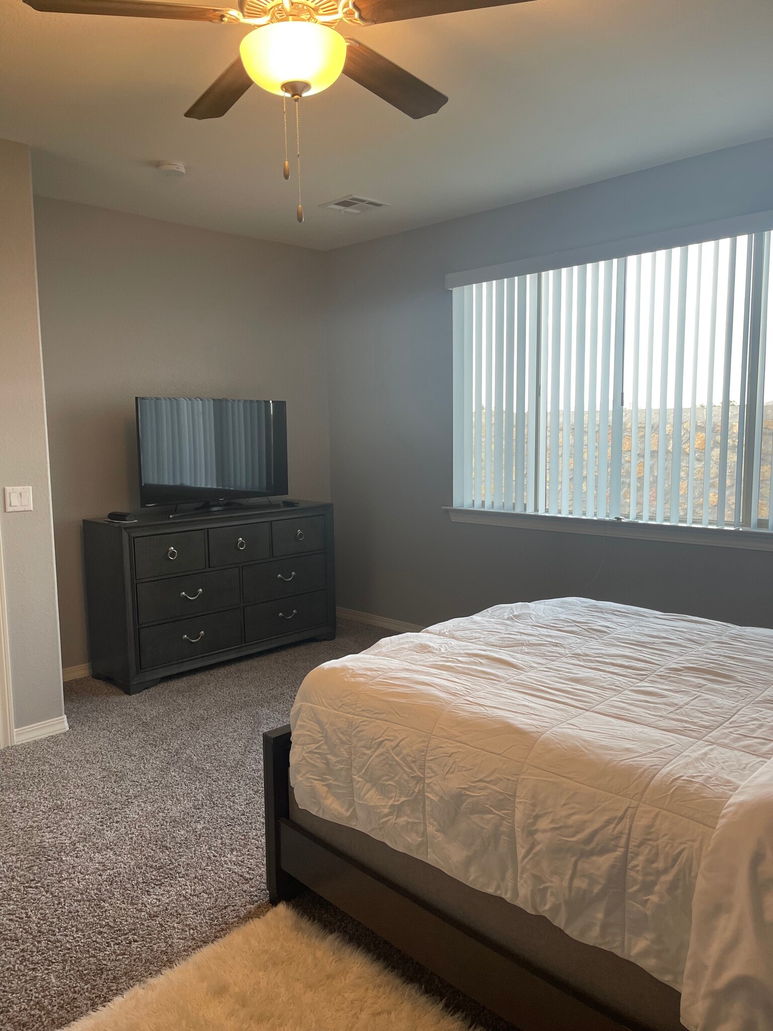 Building Photo - 4704 Marisabel Azcarate St