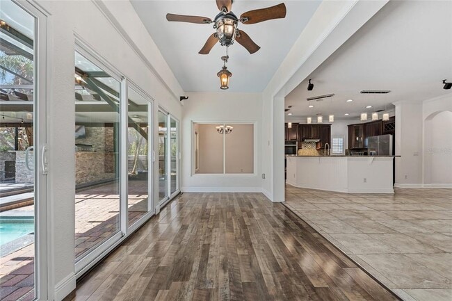 Building Photo - 13932 Florigold Dr