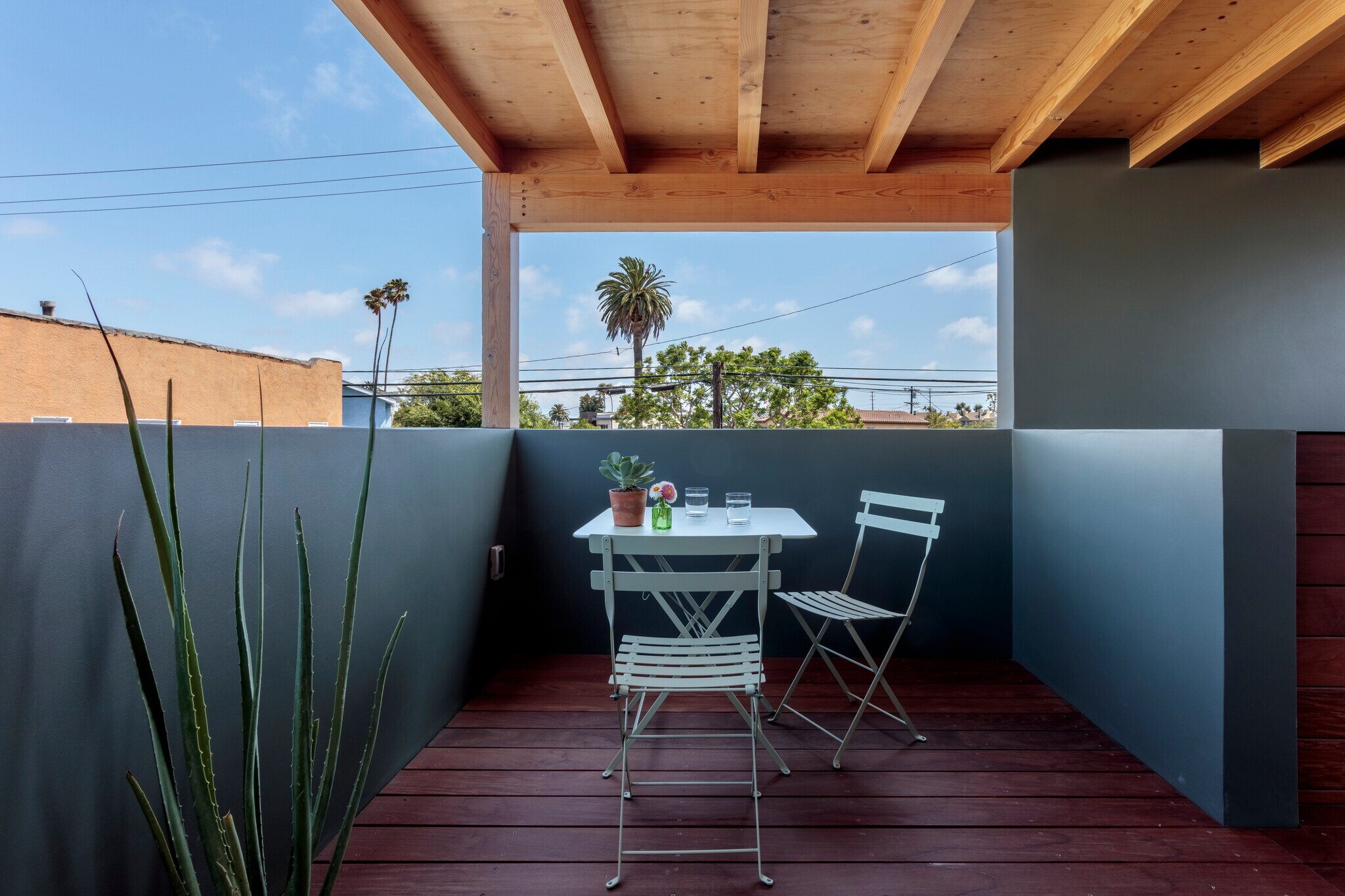 balcony - 12120 1/2 W Washington Blvd
