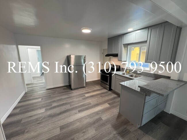 Building Photo - LFI02