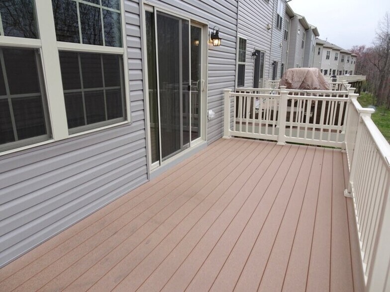 Building Photo - 225 Mill Crossing Ct