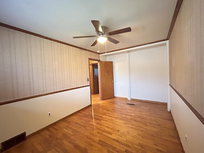 Building Photo - 3820 Jerree St