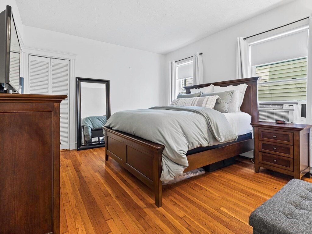 Building Photo - 11 Weld Hill St