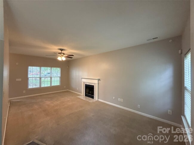 Building Photo - 432 McGinn Grove Dr