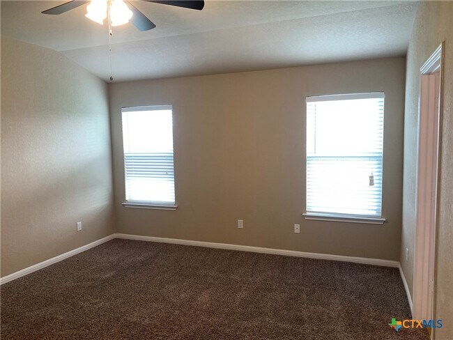 Building Photo - 2587 Diamondback Trail