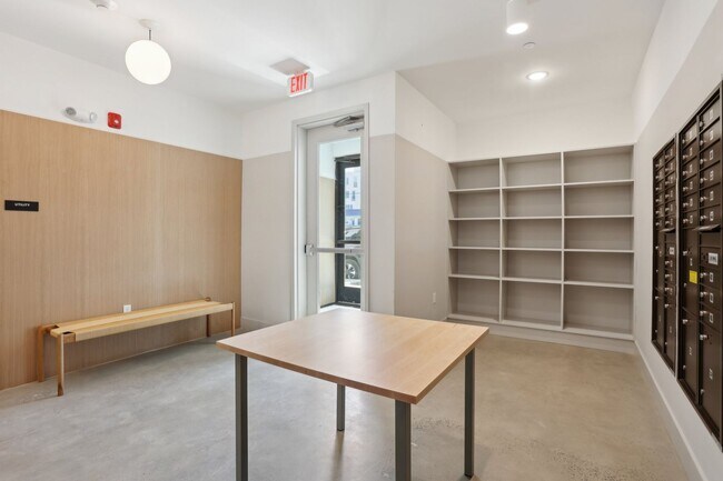 Building Photo - 2654 Coral St