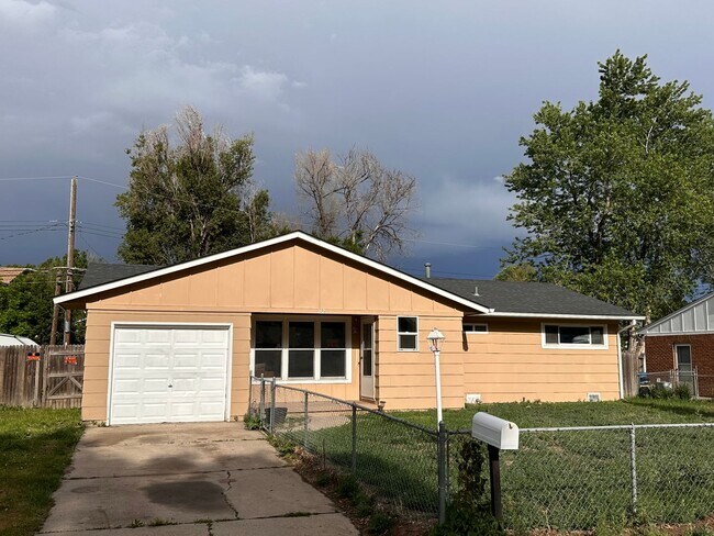 Primary Photo - Main Level Living