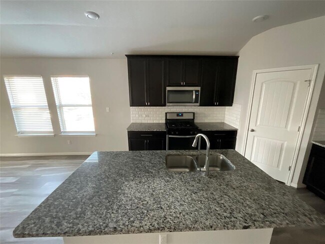 Building Photo - 1629 Dubiel Dr