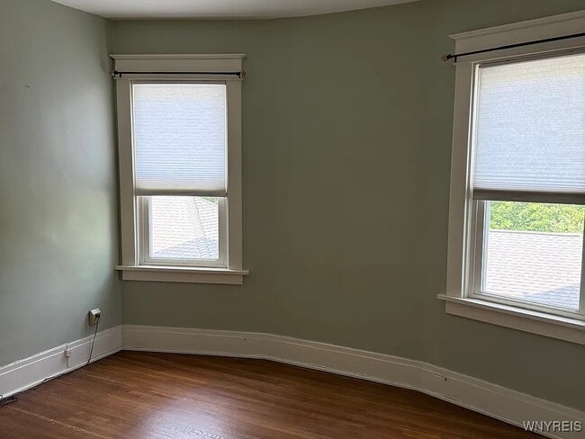 Building Photo - 300 North Park Ave