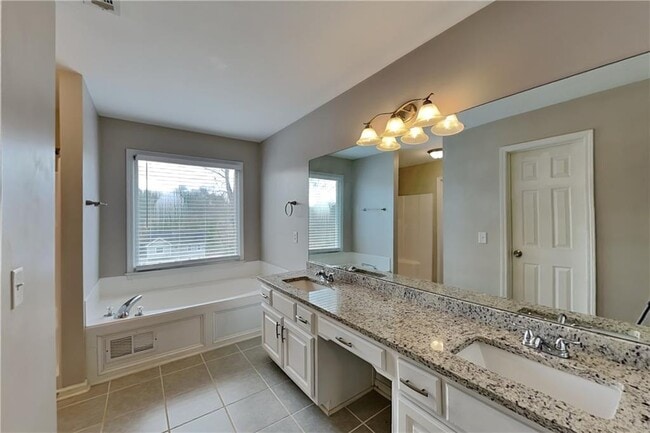 Building Photo - 2875 Wood Park Trce NW