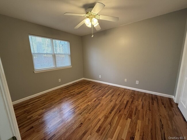 Building Photo - 85 Smithtown Blvd