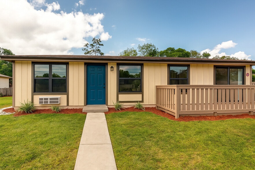 Primary Photo - Windrush Apartments
