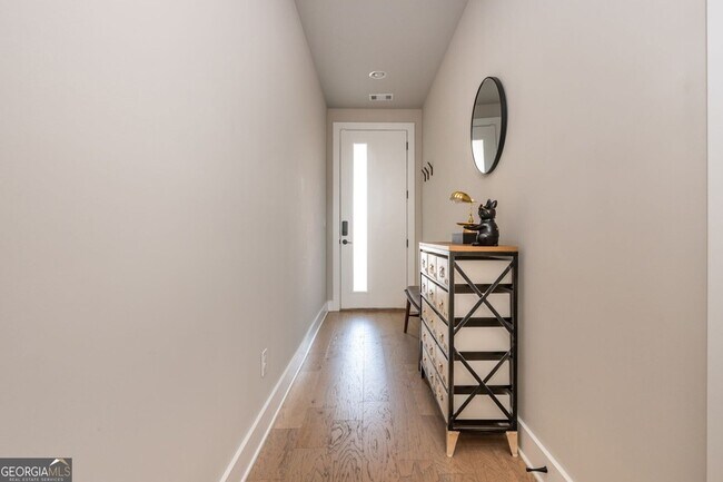 Building Photo - 699 Vidalia Ln