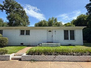 Building Photo - T.R. Lawing Realty Property