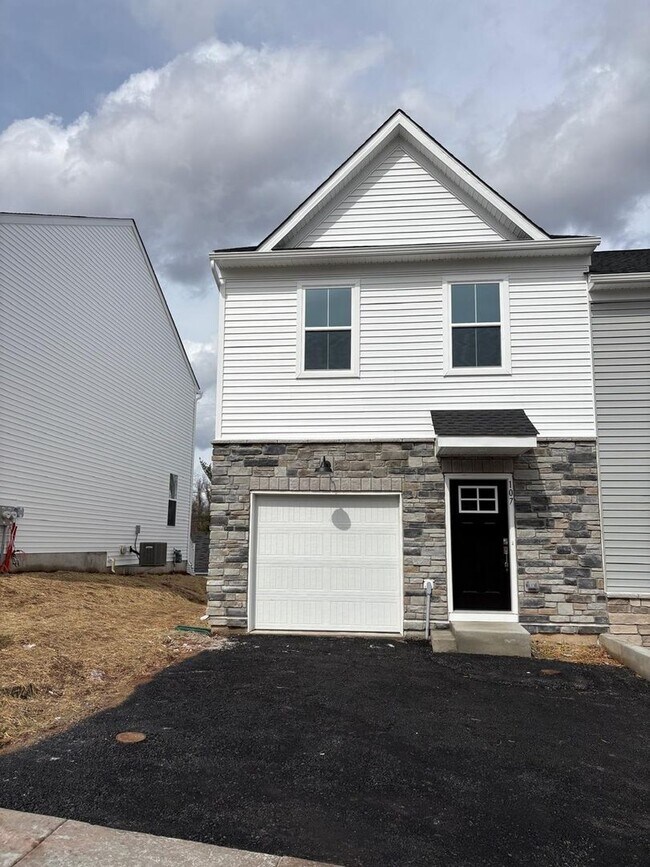 Building Photo - Brand new End Unit Spacious 3BR Townhome in Downingtown Ridge Community  *****LIMITED TIME FIRST ...