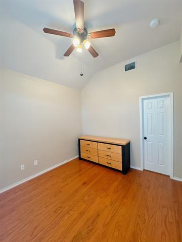 Building Photo - 2204 Starleaf Pl