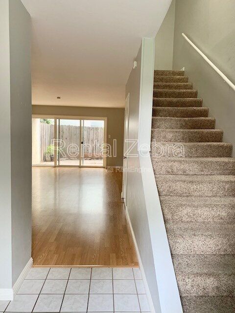 Building Photo - 1470 Creekside Dr