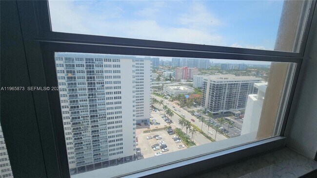 Building Photo - 1980 S Ocean Dr