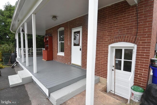 Building Photo - 5619 Jefferson Pike