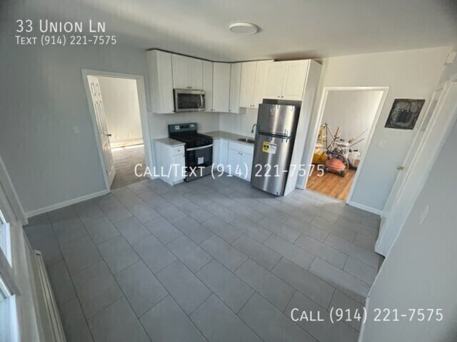 Building Photo - 33 Union Ln