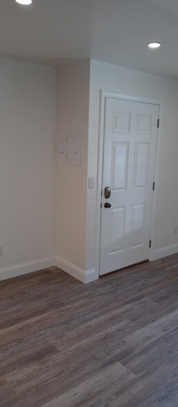 Entry Door - 56464 Ash Rd