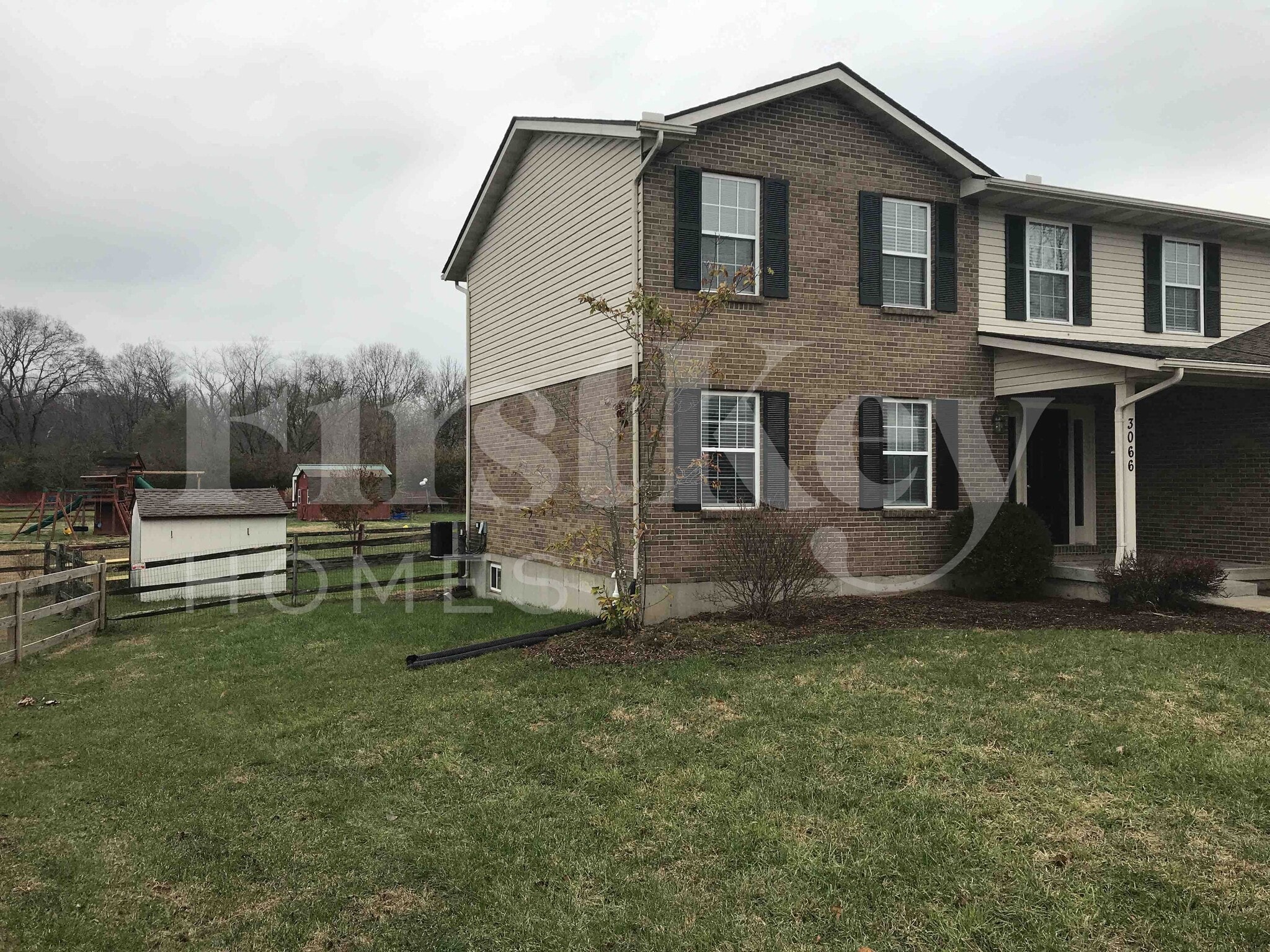 Building Photo - 3066 Blue Heron Dr