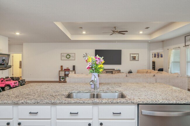 Building Photo - 1126 Valor Walk