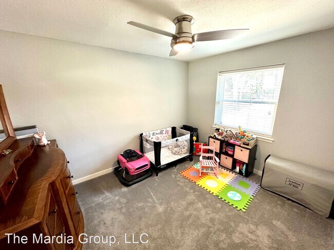 Building Photo - 3 br, 2 bath House - 5316 Helmick Ave