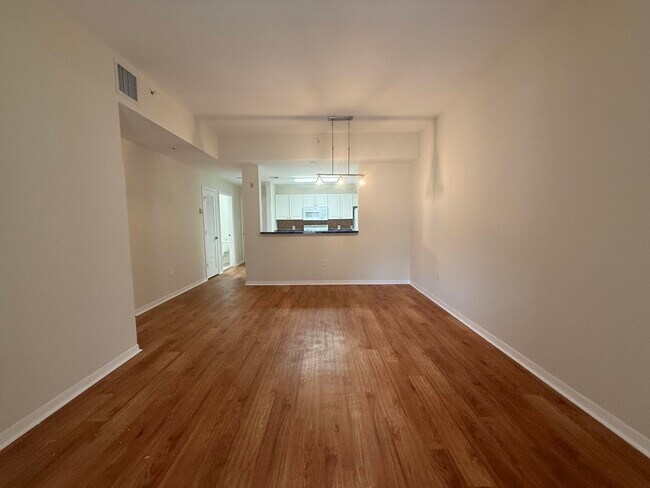 Building Photo - 1200 Town Center Dr