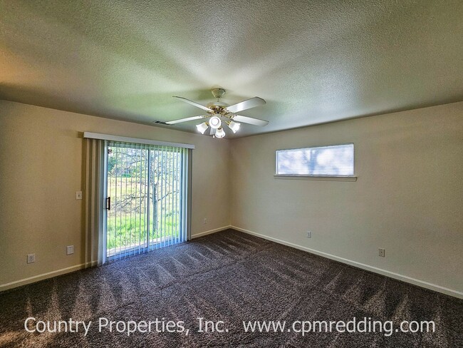 Building Photo - 3 Bedroom House on Cul-De-Sac Available Soon!