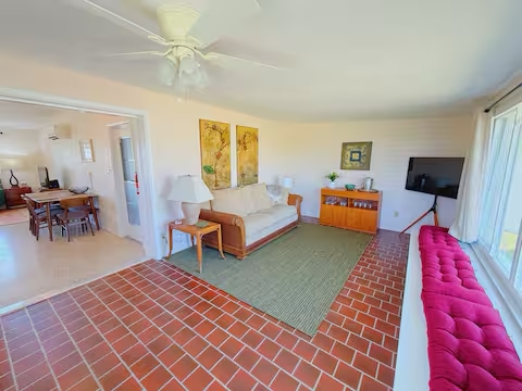 Building Photo - 3255 La Paloma Ave