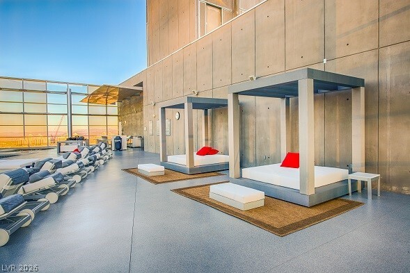 Building Photo - 3722 S Las Vegas Blvd