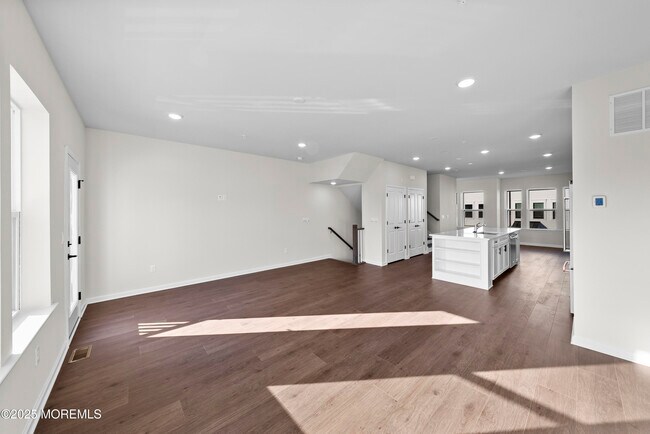 Building Photo - 86 Driftwood Cir