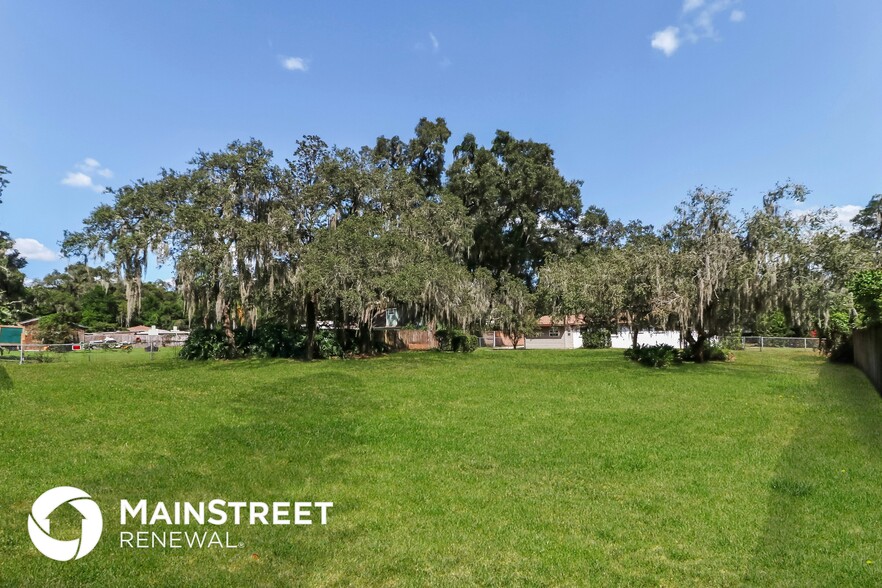 Building Photo - 8912 Hervel Cir