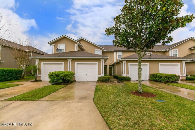 Building Photo - 365 Scrub Jay Dr
