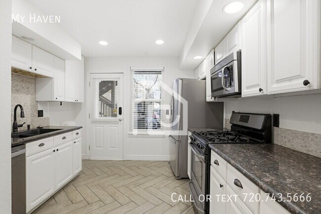 Building Photo - 401 E 11th Ave