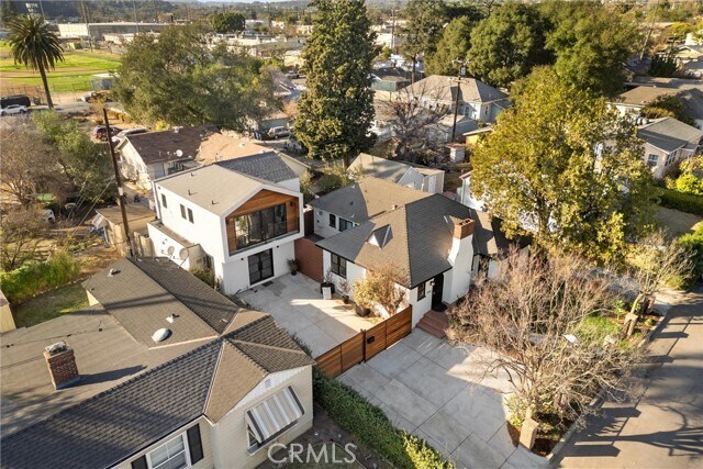 Building Photo - 2083 Parnell Way