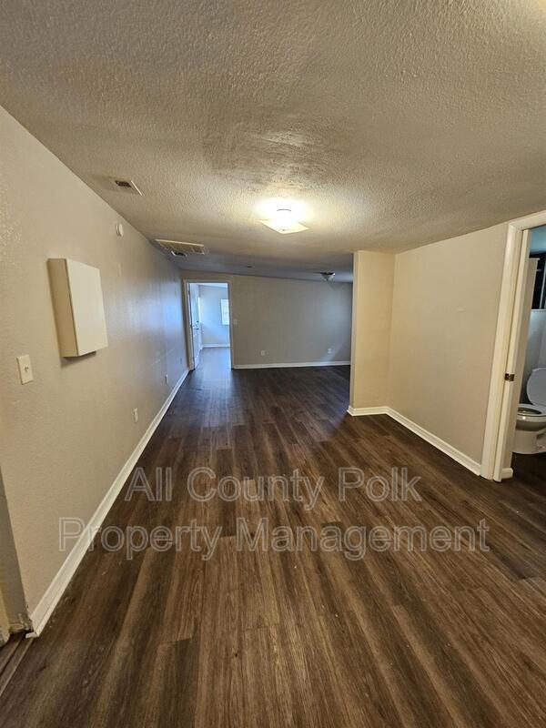 Building Photo - 2619 Crutchfield Rd