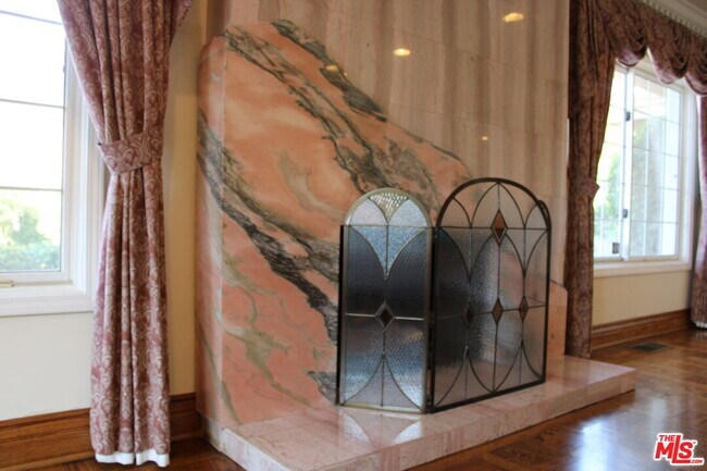 Building Photo - 11502 Dona Teresa Dr