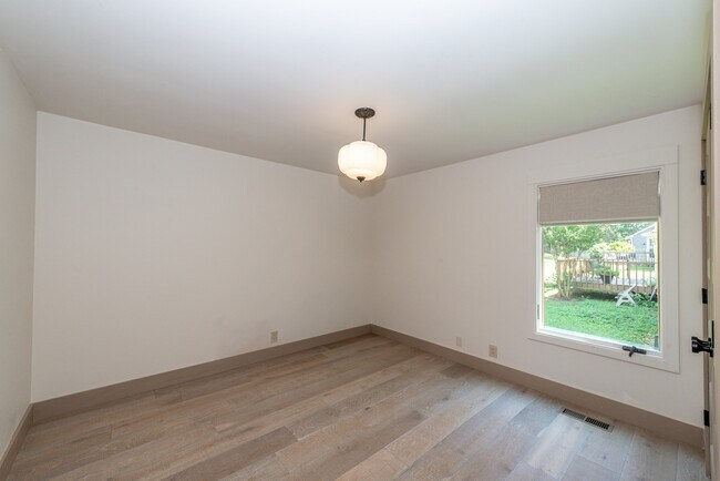 Building Photo - 626 Copperfield Dr
