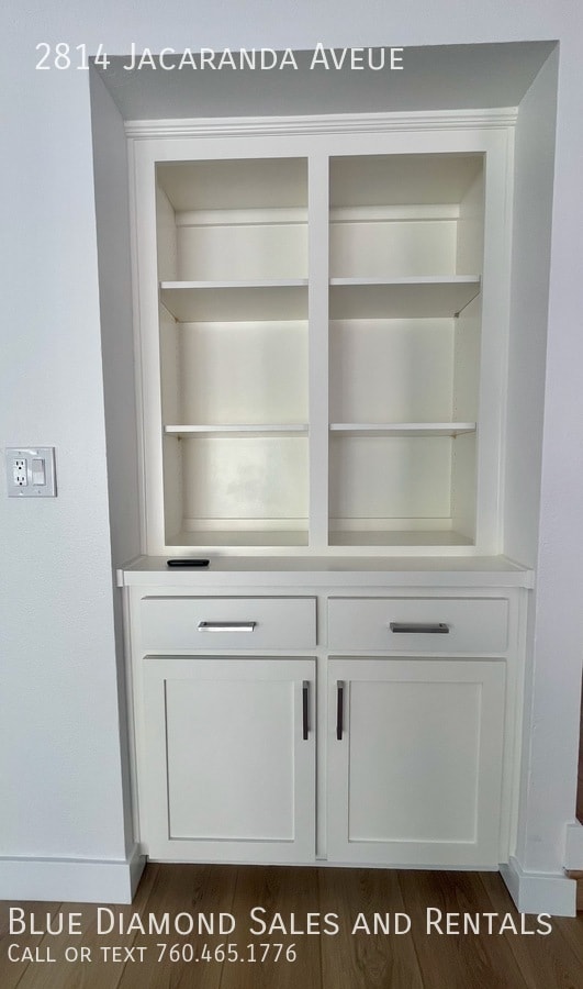 Building Photo - 2814 Jacaranda Ave