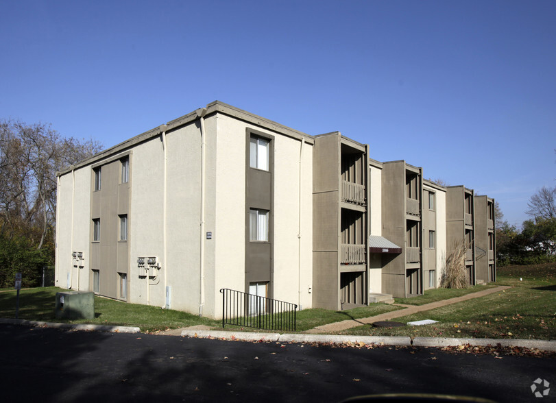 Building Photo - Park Pointe Apartments